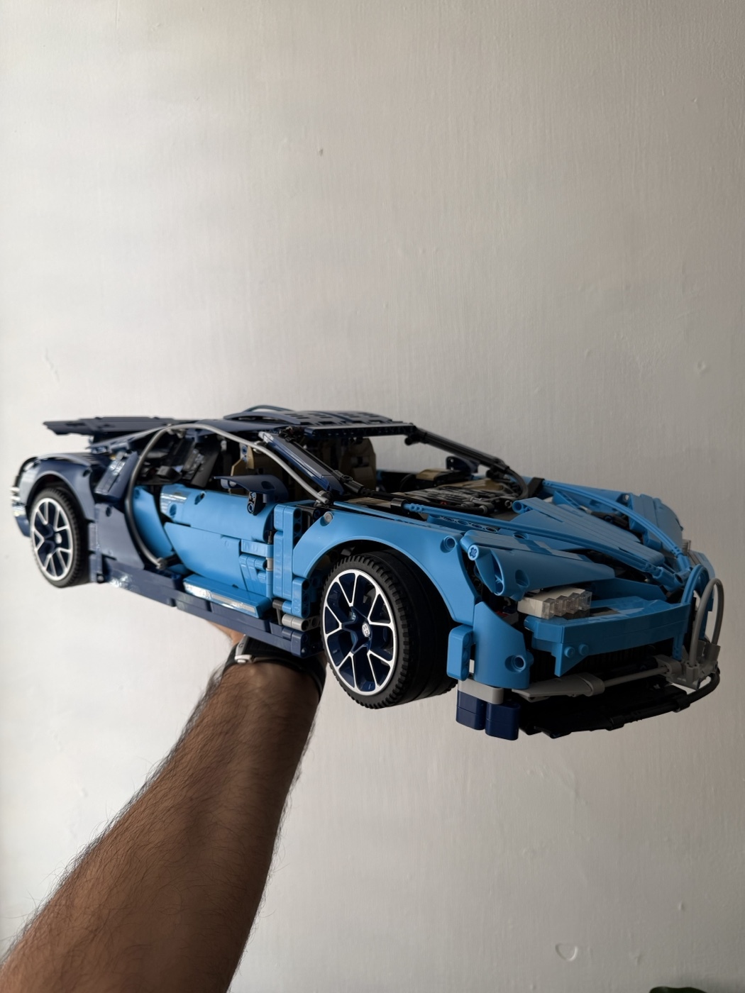 «BUGATTI CHIRON»
